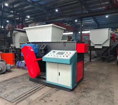 Rombard en plastique à arbre unique